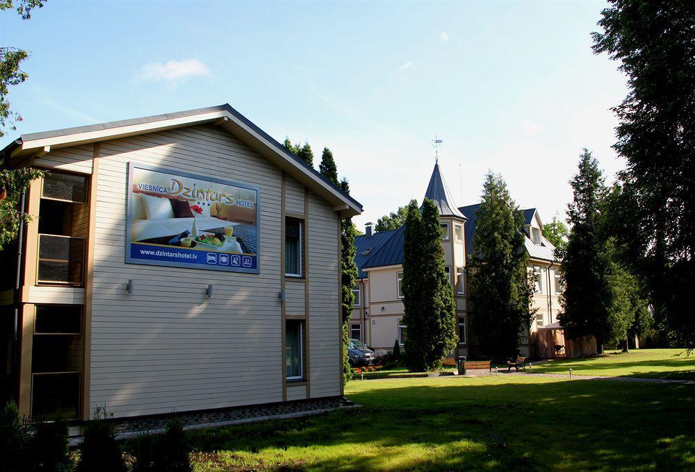 Dzintars Hotel apartamentowy 3*
