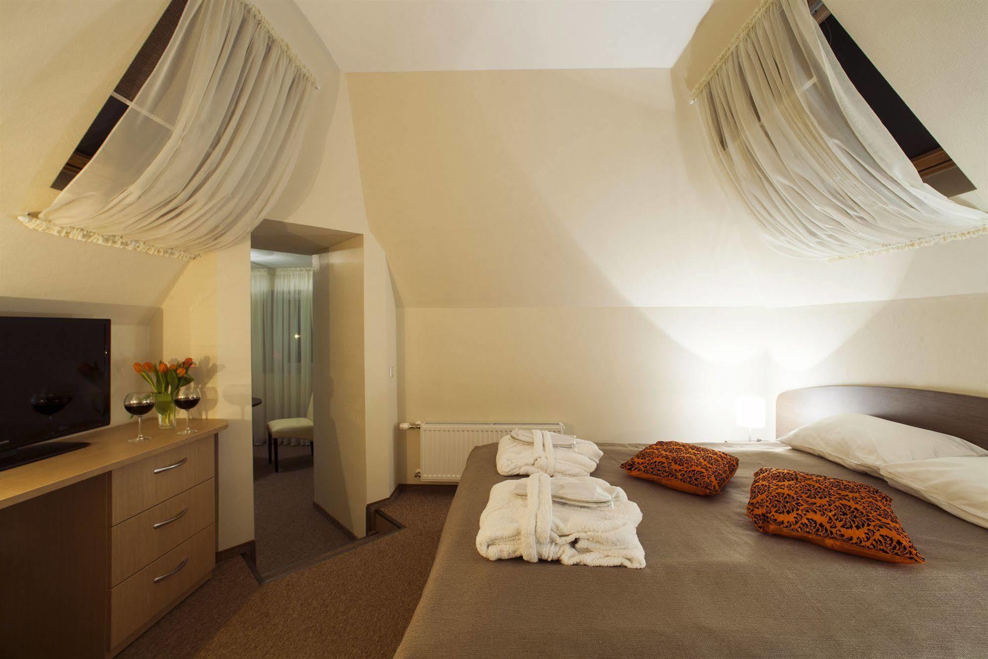 Dzintars Hotel apartamentowy 3*